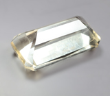 Крупный скаполит высокой чистоты 11,12 карата