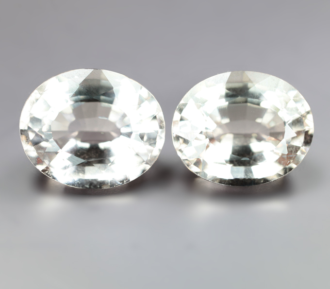 Пара пастельно-желтых гелиодоров высокой чистоты 5,77 карата