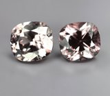 Редкая пара гранатов со сменой цвета 2,04 карата 