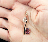 Золотой кулон с пурпурно-розовым турмалином 1,86 карата и бесцветным цирконом 1,87 карата Золото