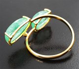 Золотое кольцо с крупными полихромными уральскими изумрудами 6,03 карата и бриллиантом