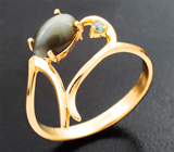 Золотое кольцо с уральским хризобериллом с эффектом кошачьего глаза 1,48 карата и чистейшим александритом