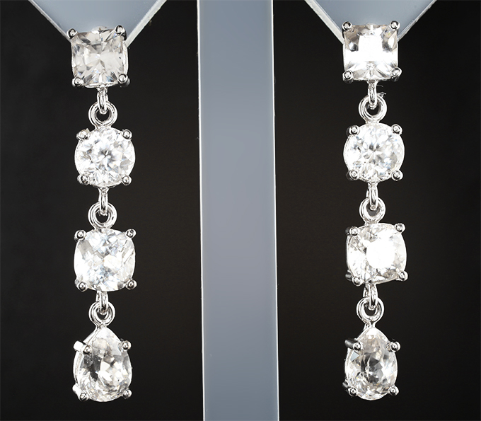 Золотые серьги с чистейшими бесцветными цирконами четырех различных огранок 11,83 карата