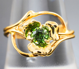 Золотое кольцо с насыщенным ярким уральским демантоидом идеальной огранки 0,41 карата Золото