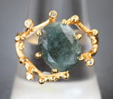 Золотое кольцо с крупным насыщенным уральским александритом 4,74 карата и бриллиантами Золото