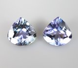 Брошь с цоизитами 2,19 карата и фенакитами 1,58 карата