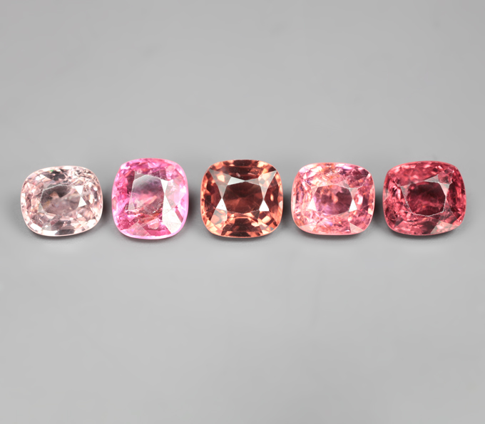 Набор из 5 разноцветных шпинелей 3,53 карата