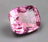 Пурпурная шпинель со сменой цвета 1,08 карата 