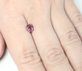 Пурпурная шпинель со сменой цвета 1,08 карата 