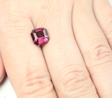 Чистейший умбалит гранат 3,92 карата 