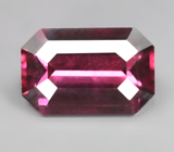 Крупный умбалит гранат высокой чистоты 4,31 карата 