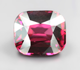 Чистейший крупный умбалит гранат 4,12 карата 