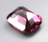 Крупный умбалит гранат высокой чистоты 4 карата 