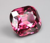 Чистейший умбалит гранат 3,62 карата 