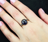 Золотое кольцо с крупным насыщенно-синим 7,36 карата и яркими полихромными сапфирами Золото