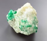 Кристаллы уральских демантоидов в породе 5,95 грамм