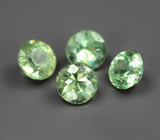 Редкий цвет! Набор из 4 мятно-зеленых уральских демантоидов 0,53 карата 