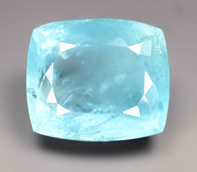 Крупный насыщенный аквамарин 13,34 карата
