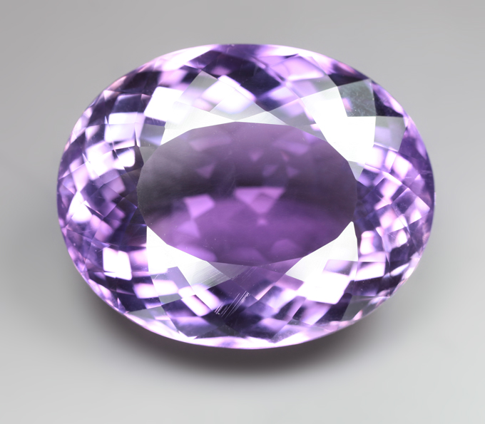 Чистейший крупный аметист 36,2 карата