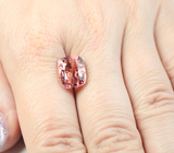 Крупный красновато-оранжевый "неоновый" турмалин 6,01 карата 