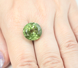 Крупный желтовато-зеленый "неоновый" турмалин 15,19 карата 