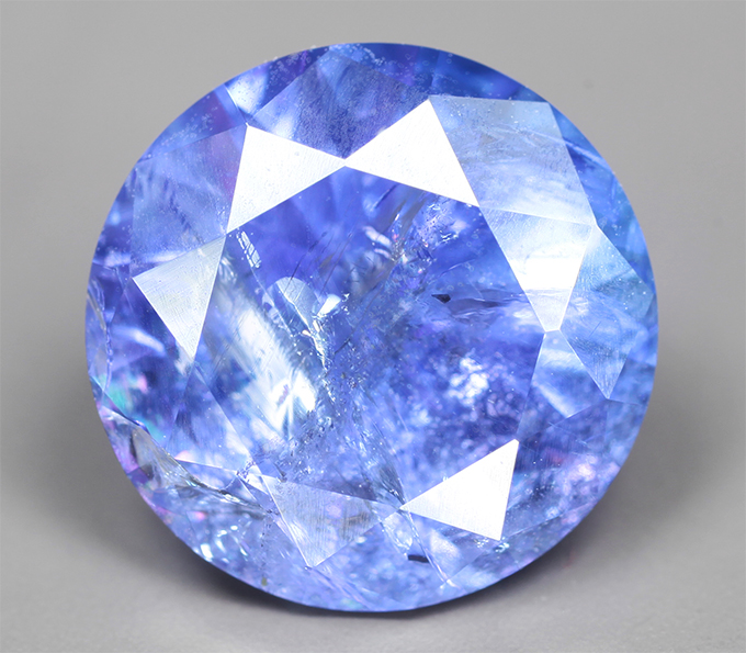 Танзанит 3,69 карата