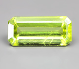 Перидот 2,76 карата 