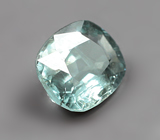 Шпинель цвета морской волны 1,29 карата