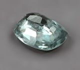 Шпинель цвета морской волны 1,29 карата 