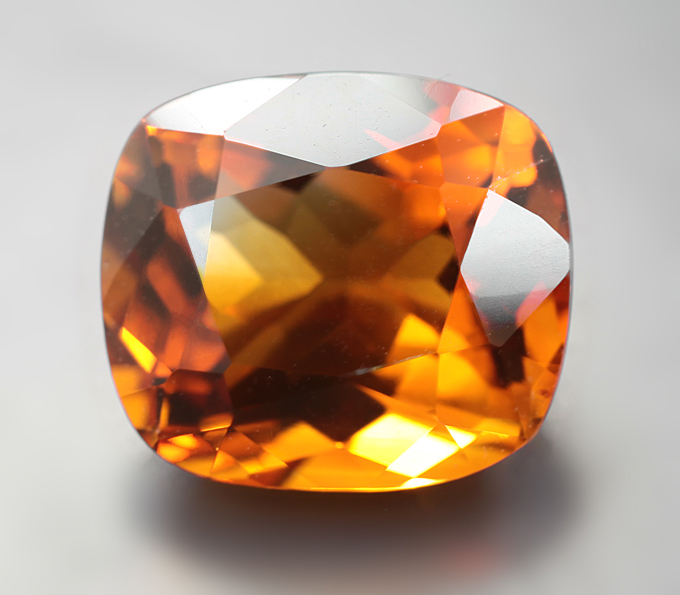 Чистейший цитрин мадейра 3,89 карата