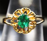Золотое кольцо с невероятно-ярким уральским изумрудом 0,57 карата