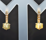 Золотые серьги с хризобериллами с эффектом кошачьего глаза 2,05 карата и бриллиантами