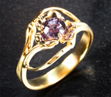 Золотое кольцо с чистейшим гранатом с контрастной сменой цвета 0,74 карата