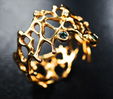 Золотое кольцо с яркими насыщенными уральскими александритами 0,17 карата и бриллиантами Золото