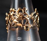 Золотое кольцо с яркими насыщенными уральскими александритами 0,17 карата и бриллиантами Золото