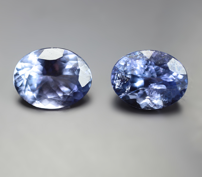 Пара танзанитов 3,89 карата