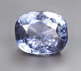 Синевато-фиолетовый сапфир 0,7 карата 