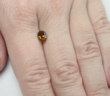 Желтовато-оранжевый турмалин 0,86 карата 