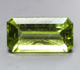 Перидот 2,45 карата