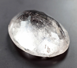 Крупный морганит 13,79 карата