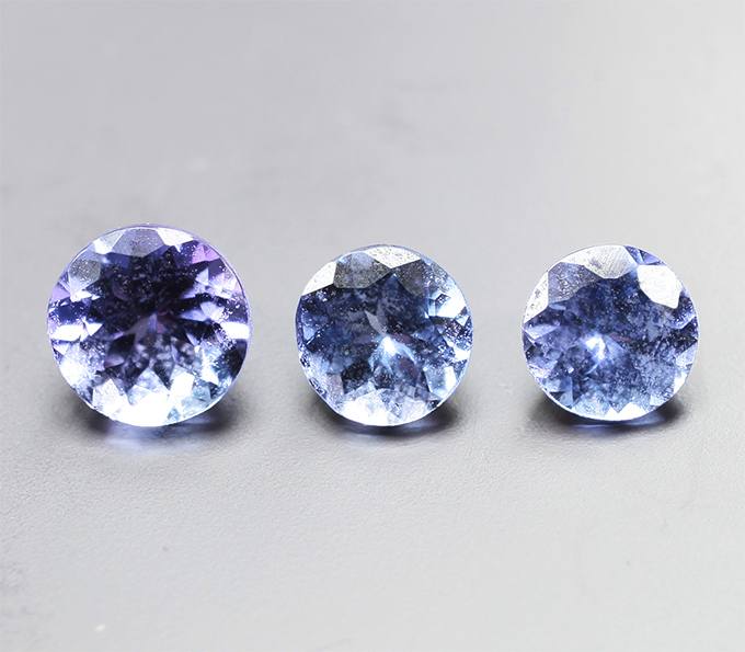 Набор из 3 танзанитов 1,75 карата