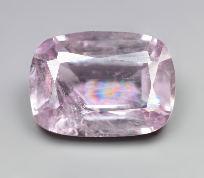 Зултанит 2,71 карата