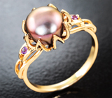 Золотое кольцо с титановой жемчужиной 3,14 карата и лавандовыми сапфирами