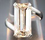 Кольцо cо скаполитом высокой чистоты со сменой цвета 4,94 карата