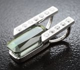 Кулон с полихромным «неоновым» апатитом 2,86 карата и лейкосапфирами