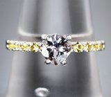 Кольцо с полихромным цоизитом 0,65 карата и желтыми сапфирами