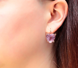 Крупные золотые серьги с лавандовыми аметистами в огранке "сердце" 12,94 карата и бриллиантами Золото