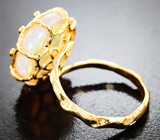 Золотое кольцо с уникальным крупным полупрозрачным опалом 7,98 карата и бриллиантами Золото