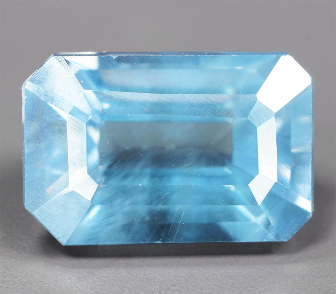 Редкий синий апатит 2,33 карата