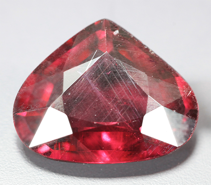 Родолит гранат 2,02 карата